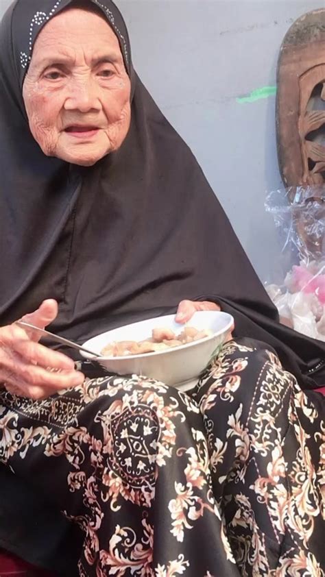 nenek porn|XXX Nenek.